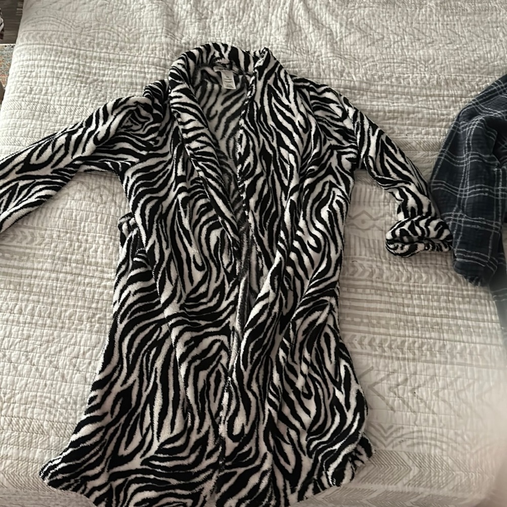 🦓 Zebra robe 🌟 brand new condition